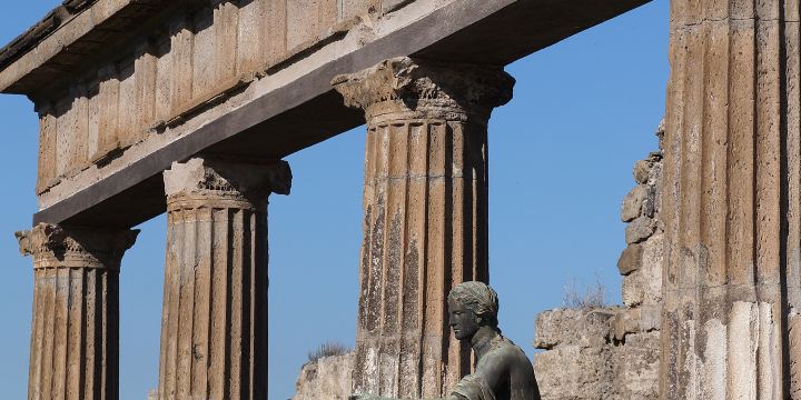 Foro　del　Tempio di Apollo