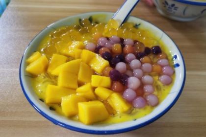 仨友汇手信糖水店