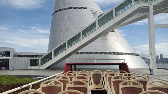 Автобус для туристов в Макао