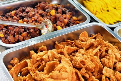 云香念过桥米线（蒙自七彩滇南店）