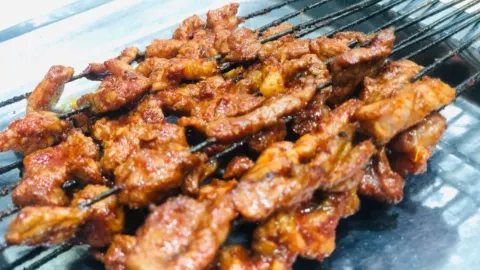 老字号马古白烤羊肉 in เก้อร์มู่
