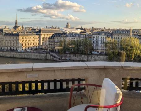 Le Tout-Paris