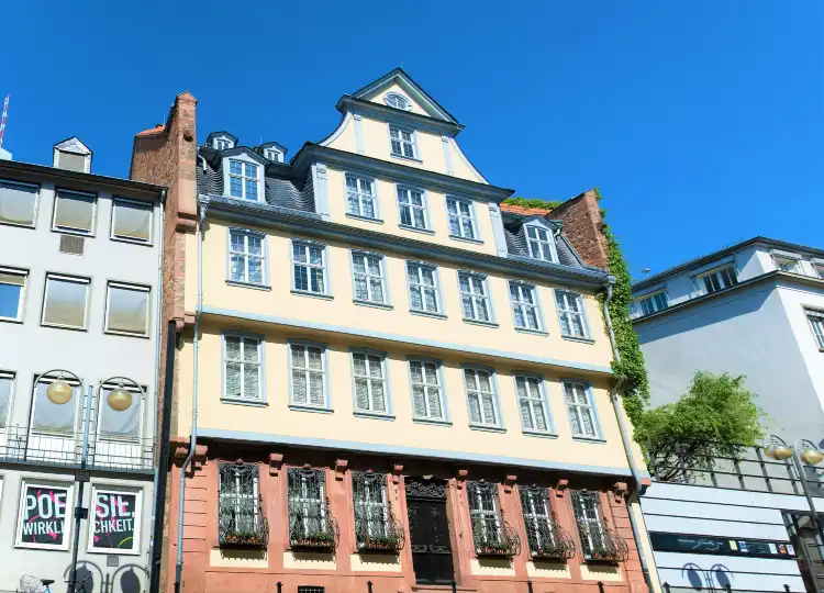 Hotel dekat Goethe House