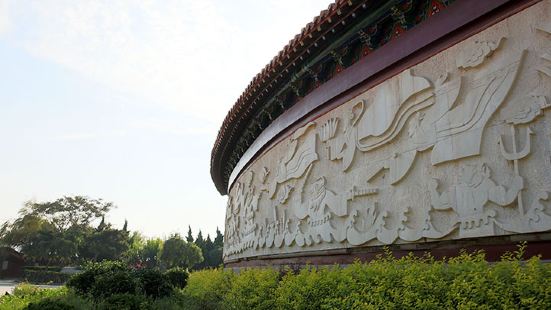 Wall of Eight Immortals