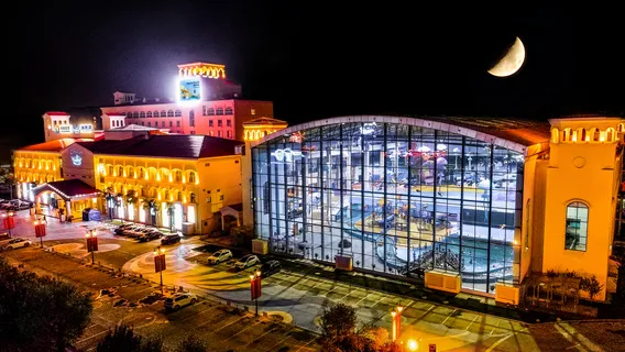 해천만 온천(하이취안완 원취안)