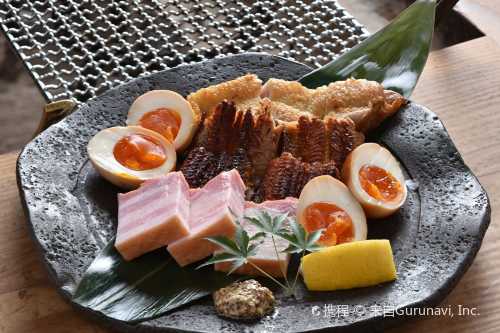 Seasonal Dishes and Grilled Food "Tsukiakari"