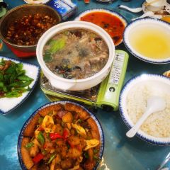 西遇舌尖牦牛土火锅美食城(高峰大厦店) User Photo