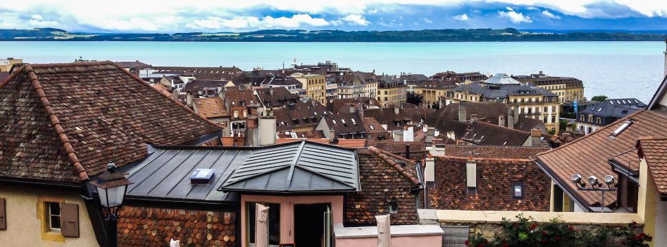 Compare 5 airports near Neuchatel