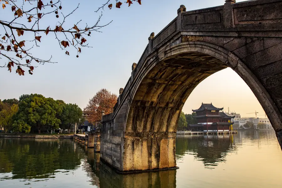 Shangyu Ancient Track Road