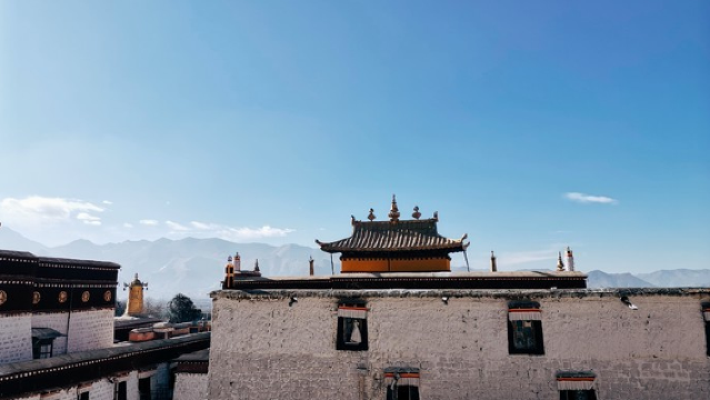 Mizong Monastery, Sela Temple