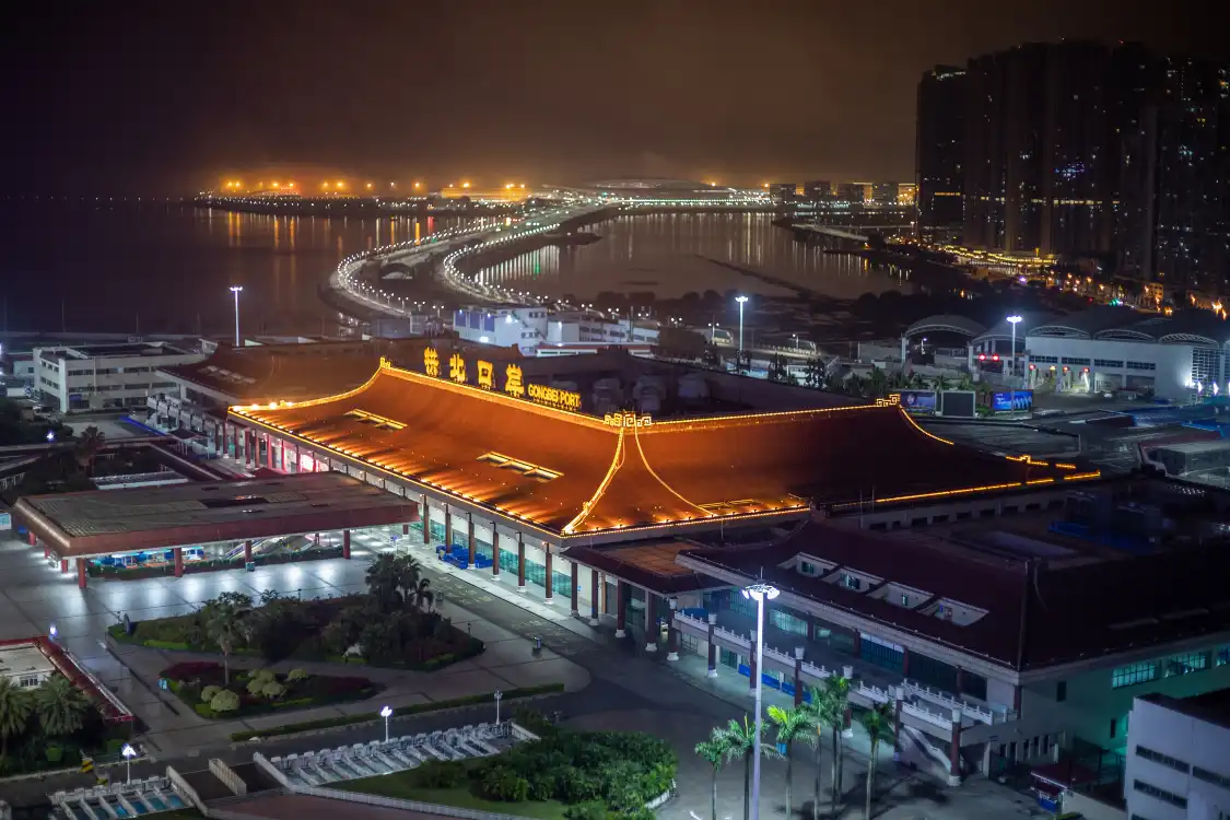 Hotels near Gongbei Customs