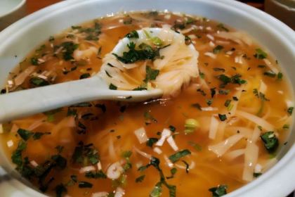 沙漠胡楊特色饢坑肉