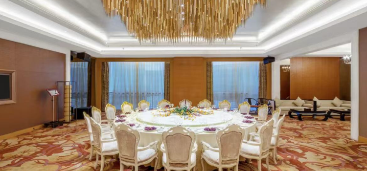 巨华国际大酒店·华宴中餐厅