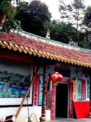Fomu Fulong Temple