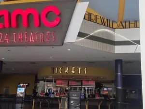 AMC Deerbrook 24