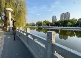 龍澤湖公園