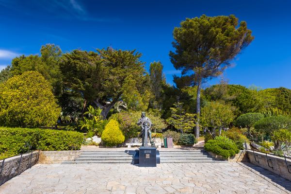 Saint Martin Gardens
