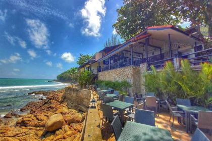 Pan Yaah Seaview Cafe Restaurant & Bar