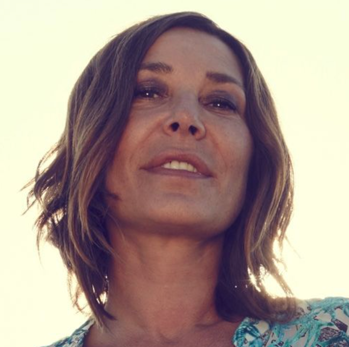 อาคาชง | Zazie ทัวร์คอนเสิร์ต | Olympia Theater Arcachon