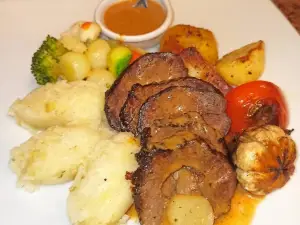 Aisha Restaurant