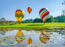 Hot Air Balloon Flight Experience in the Botanical Garden of the Chinese Academy of Sciences