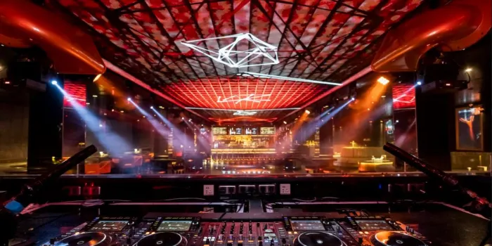 ShiShi Nightclub & Izakaya Lounge image 0