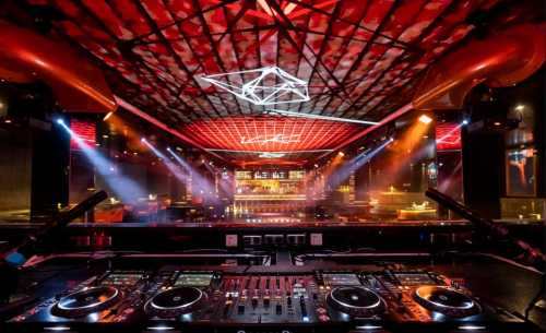 ShiShi Nightclub & Izakaya Lounge