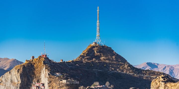 Yaowang Mountain of Lhasa