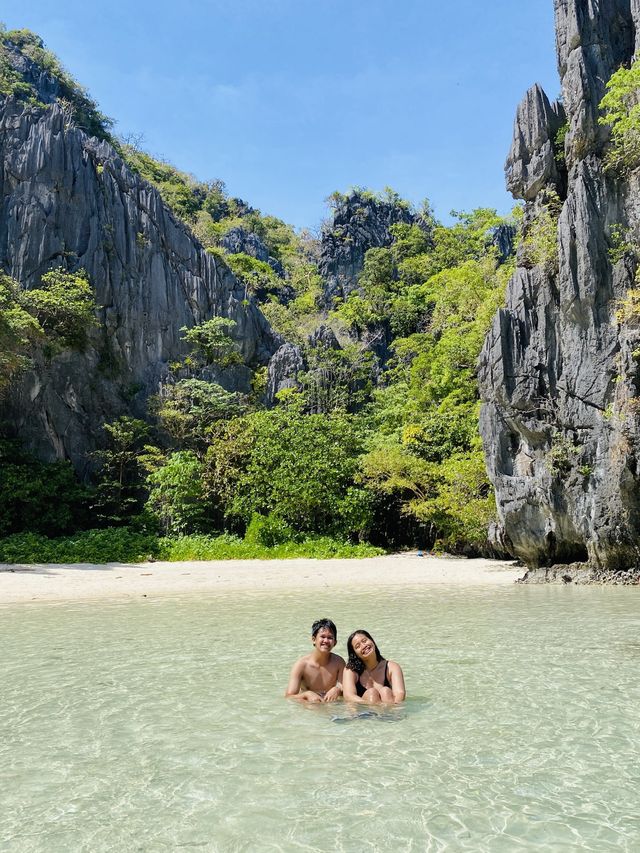 Hidden Beach in Palawan 