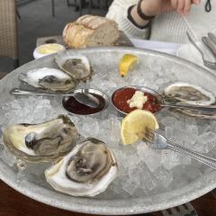 Shell & Bones Oyster Bar & Grill ảnh của người dùng