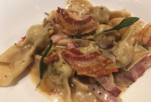 เมดิชิ คิทเช่น แอนด์ บาร์ User Photo