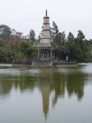 Nichang Park