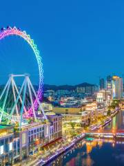 Symphony Ferris Wheel