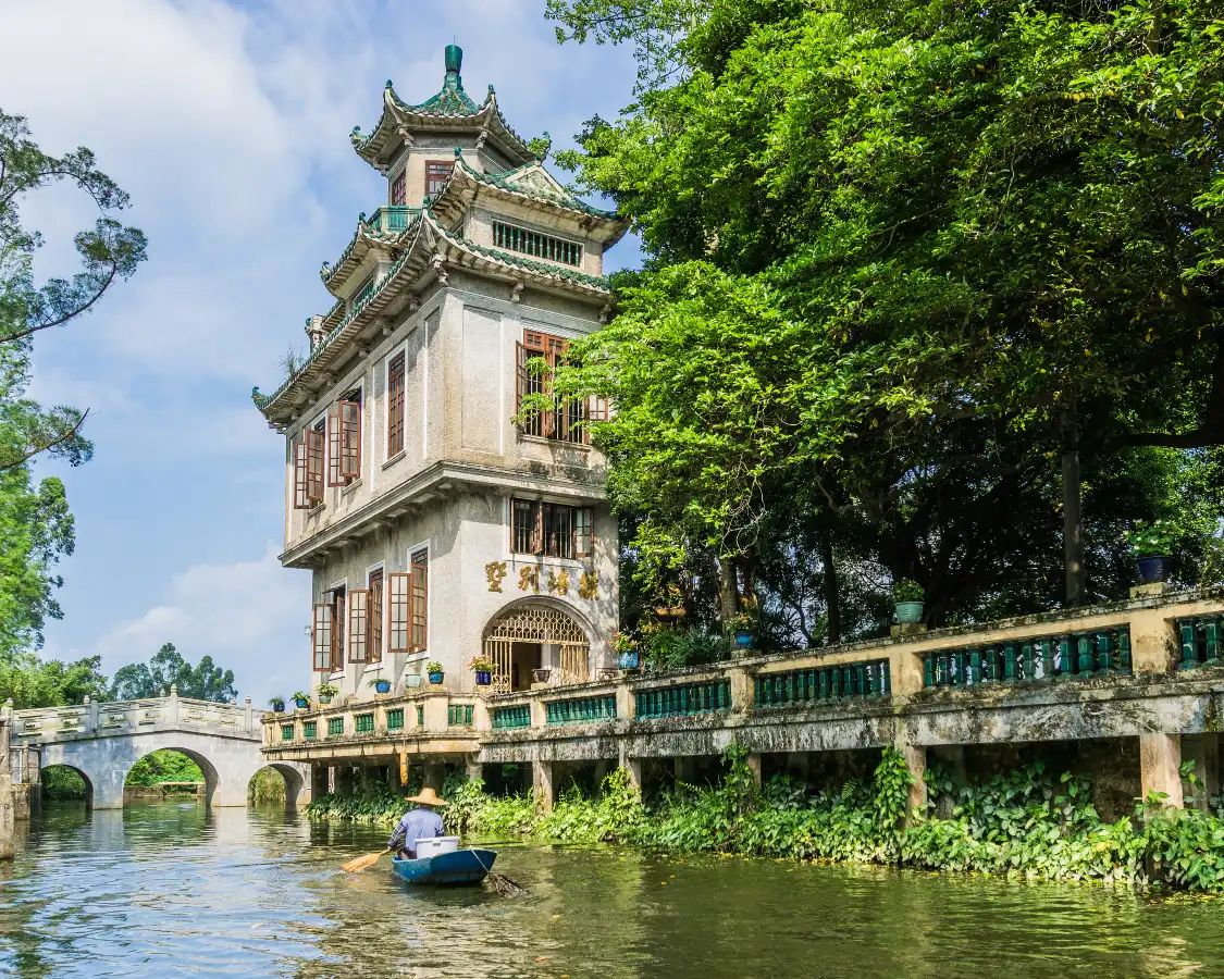 Hotels near Yupei Villa