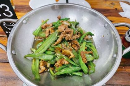 湘在光脑壳家常菜馆面粉