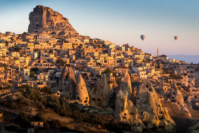 Sunrise Sightseeing in Goreme