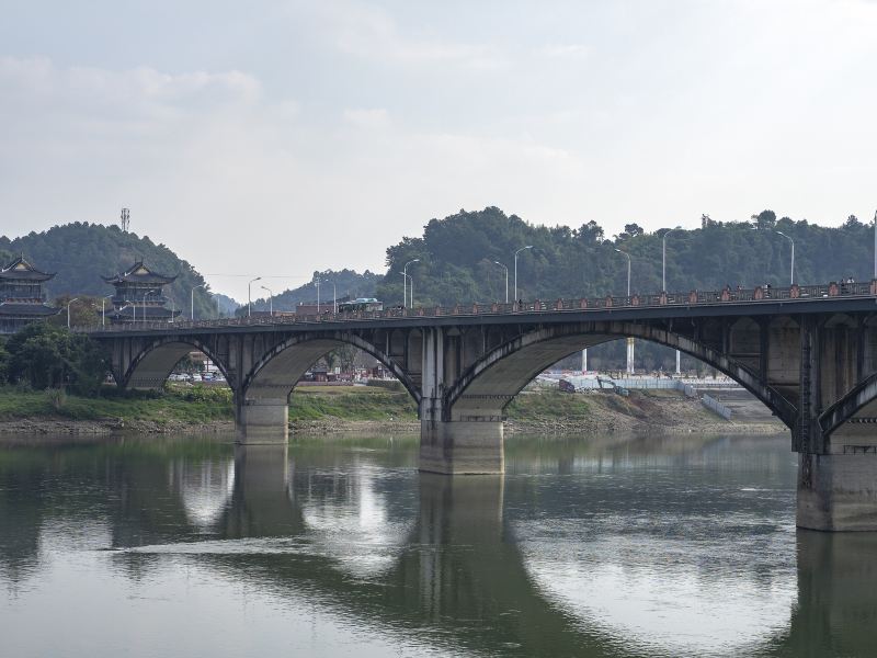 Minjiang River Bridge, Leshan