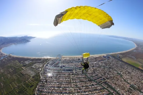 Skydiving in Barcelona