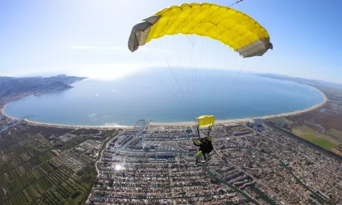 Skydiving in Barcelona