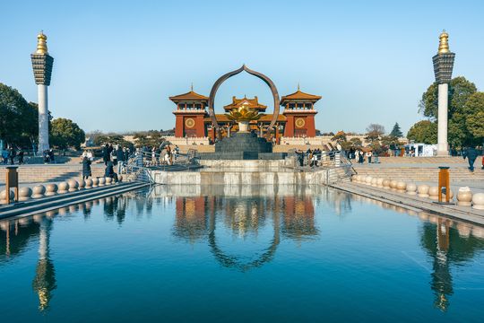 Baolian Temple