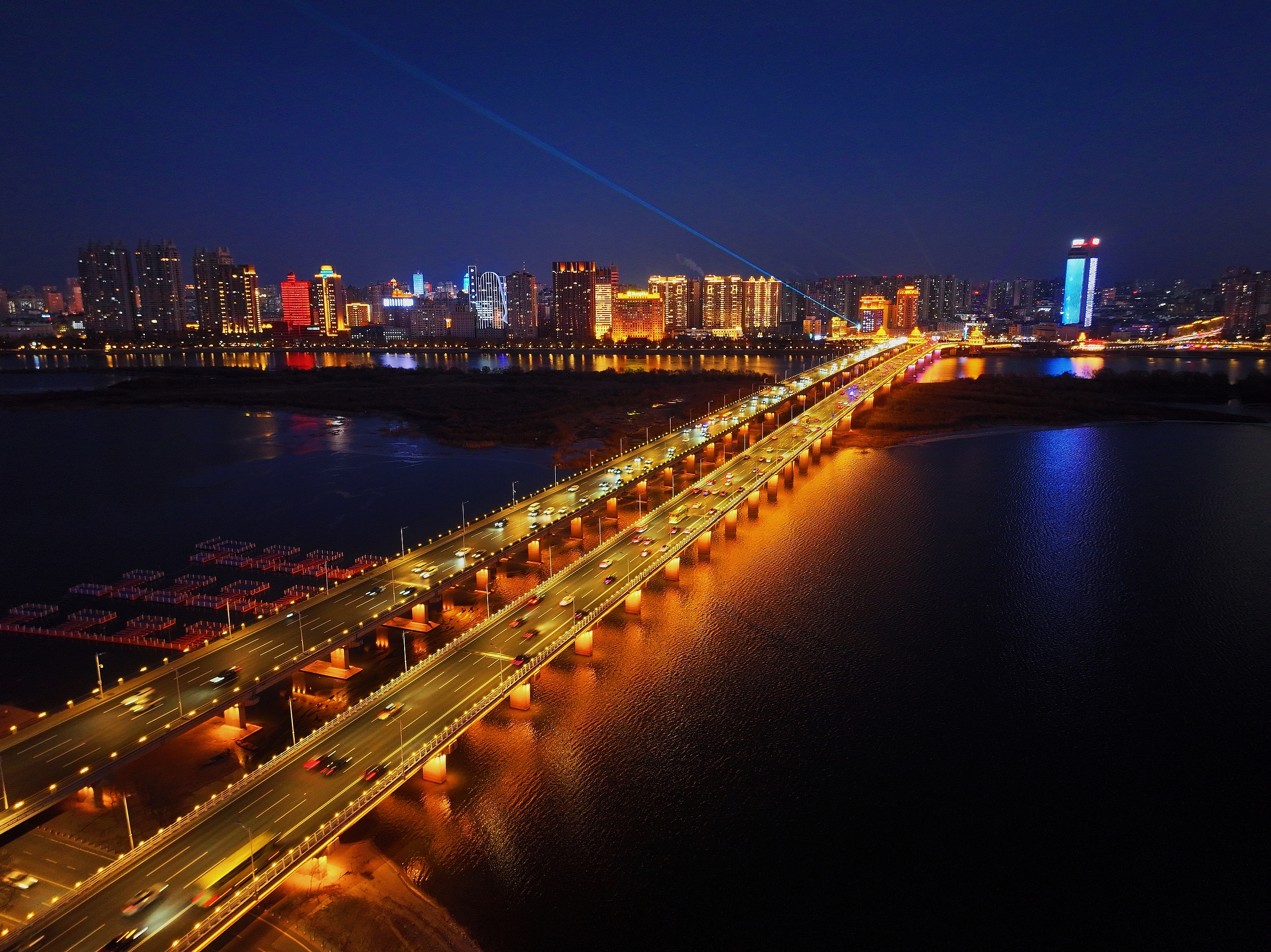 松花江公路大橋