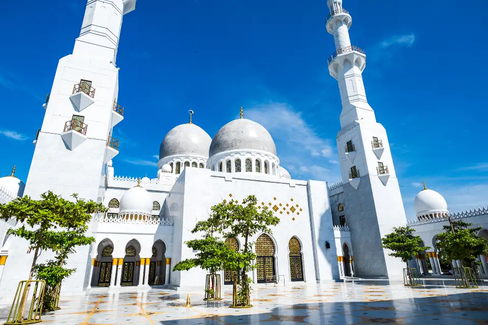 1_Sheikh Zayed Grand Mosque Solo Surakarta