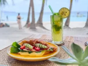 Aplaya the Beach Bar & Italian Food