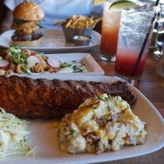 Earls Kitchen + Bar User Photo