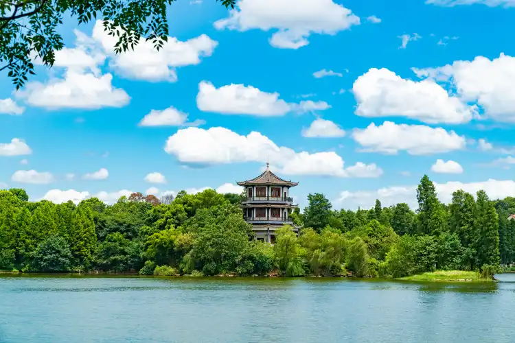 Hotels near CPC Hengyang Nanyue Committee Party School