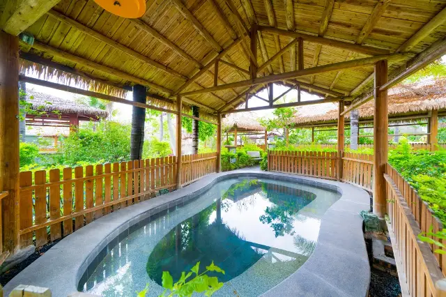 Hot Springs in Heyuan