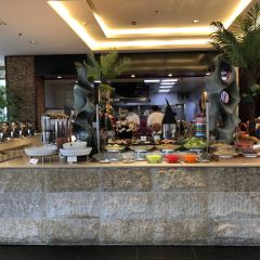 Shenzhoubandaofupengxilaidengjiudianyikele Western Restaurant User Photo