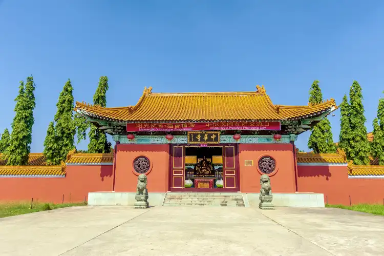 Hotel di Lumbini Sanskritik