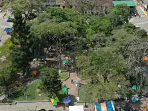 Парк Принсипаль Лос Фундадорес де Дарьен