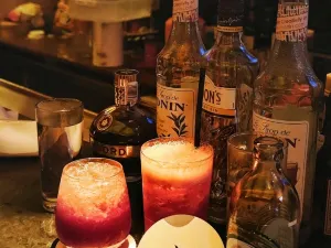 HERMIT WHISKY&COCKTAIL BAR